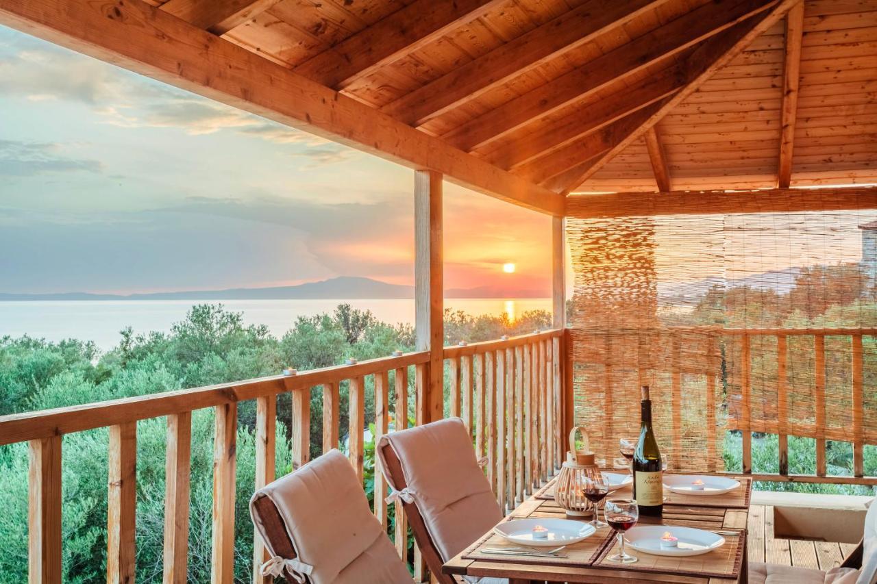 Selinitsa Stone Studio - Mani Seaview Retreat Agios Nikolaos  Buitenkant foto