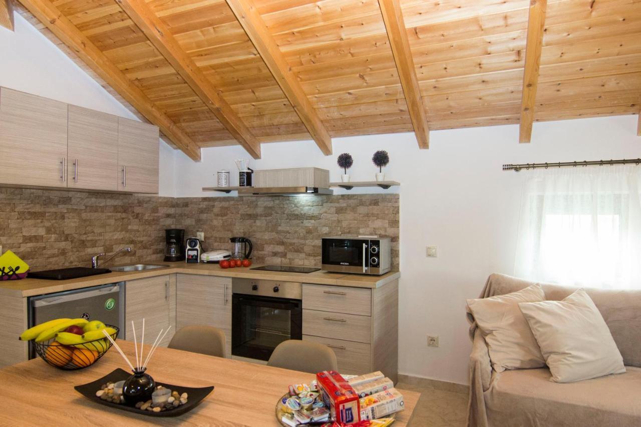 Selinitsa Stone Studio - Mani Seaview Retreat Agios Nikolaos  Buitenkant foto